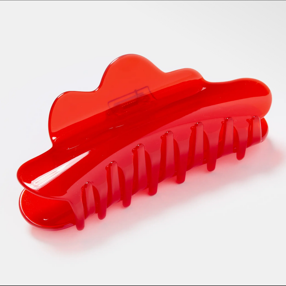 Nimbus Claw in Candy Red