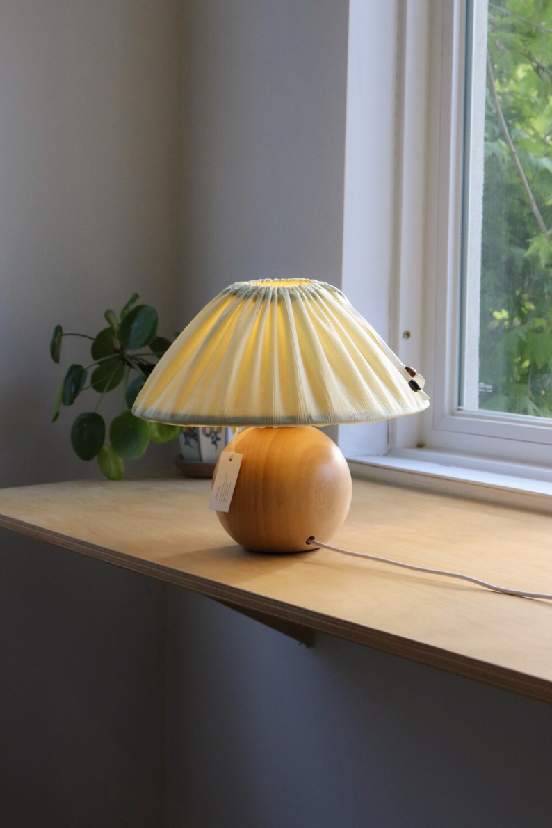 Verdi Orb Lamp