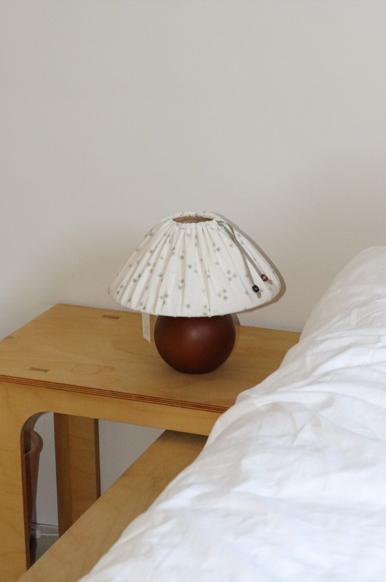 Lily Orb Lamp