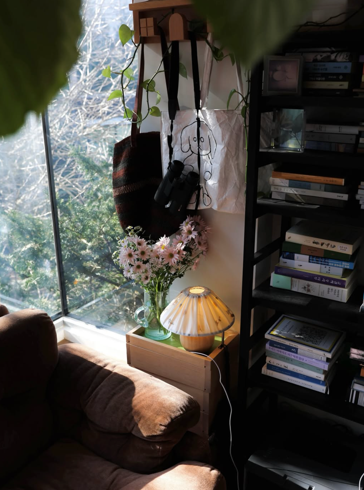 Still Bloom Orb Lamp (Limited)