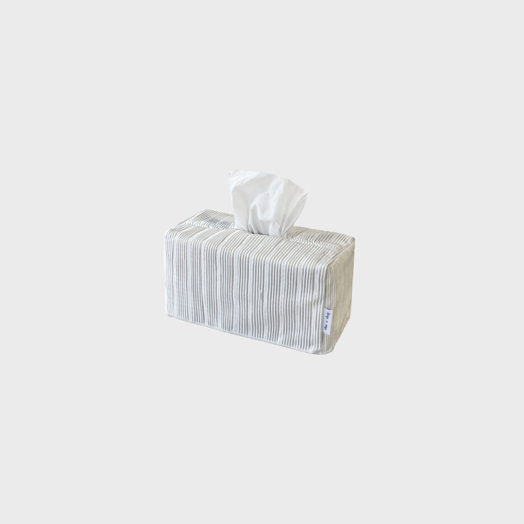 Pleated Tissue Case, White
