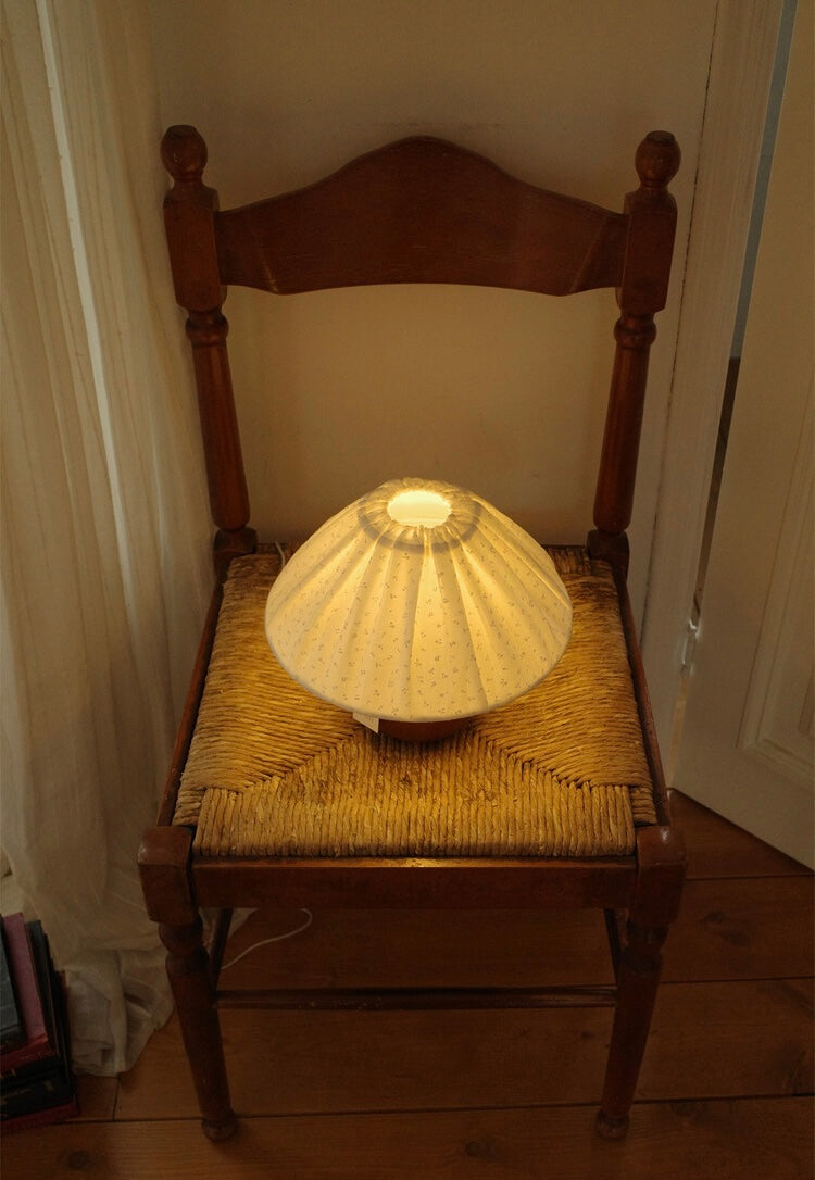 Angae Orb Lamp