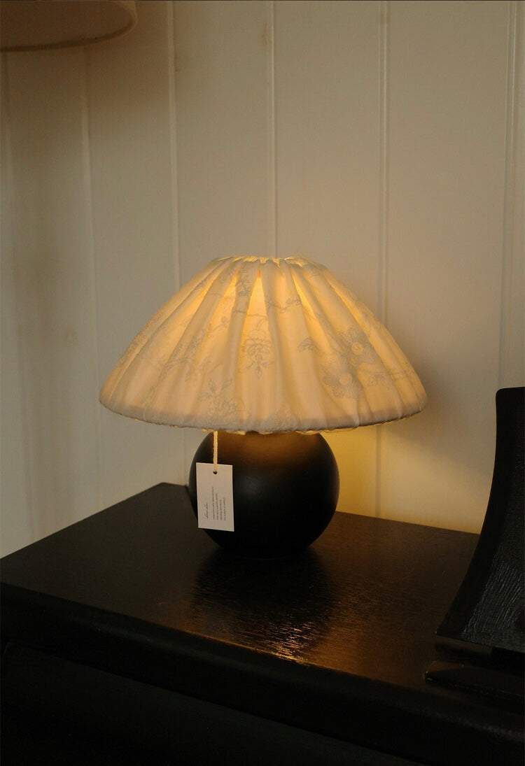 Nuit Orb Lamp