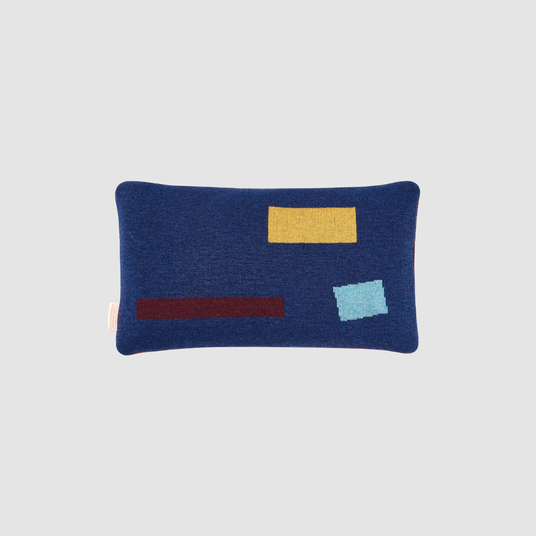 Pieces Knit Cushion