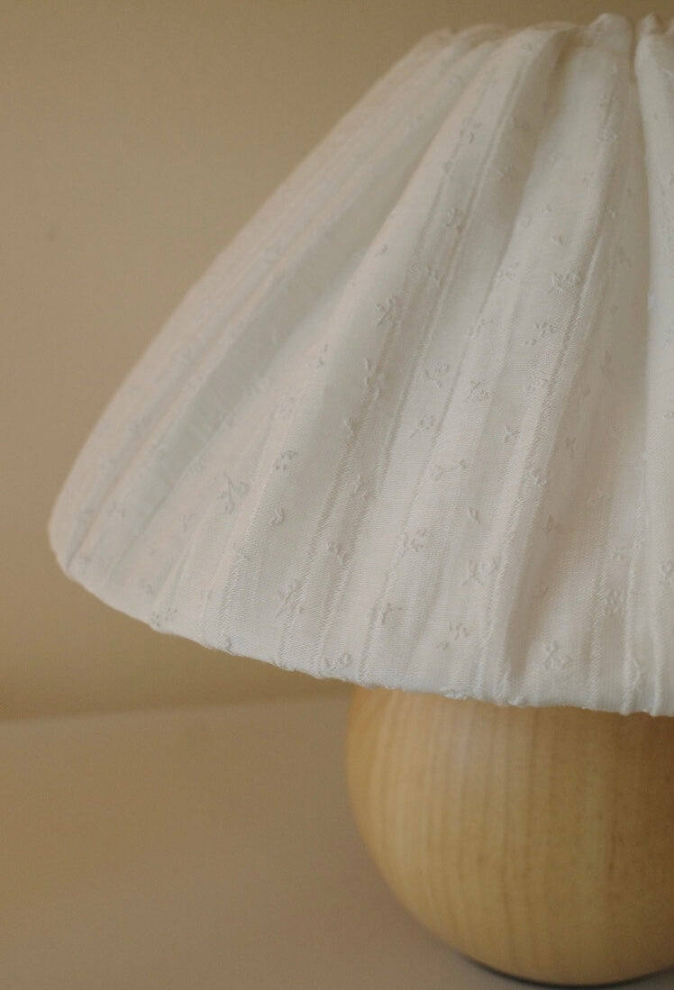 Angae Orb Lamp