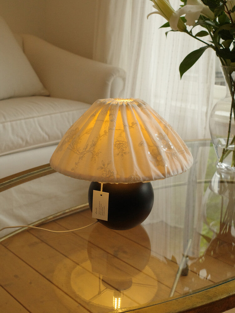 Nuit Orb Lamp
