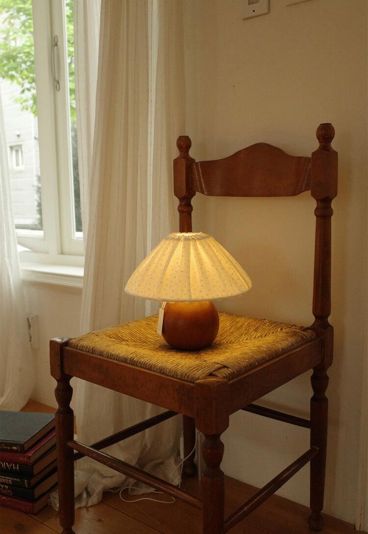Angae Orb Lamp