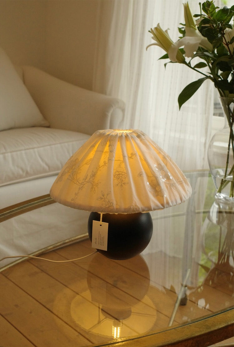 Nuit Orb Lamp