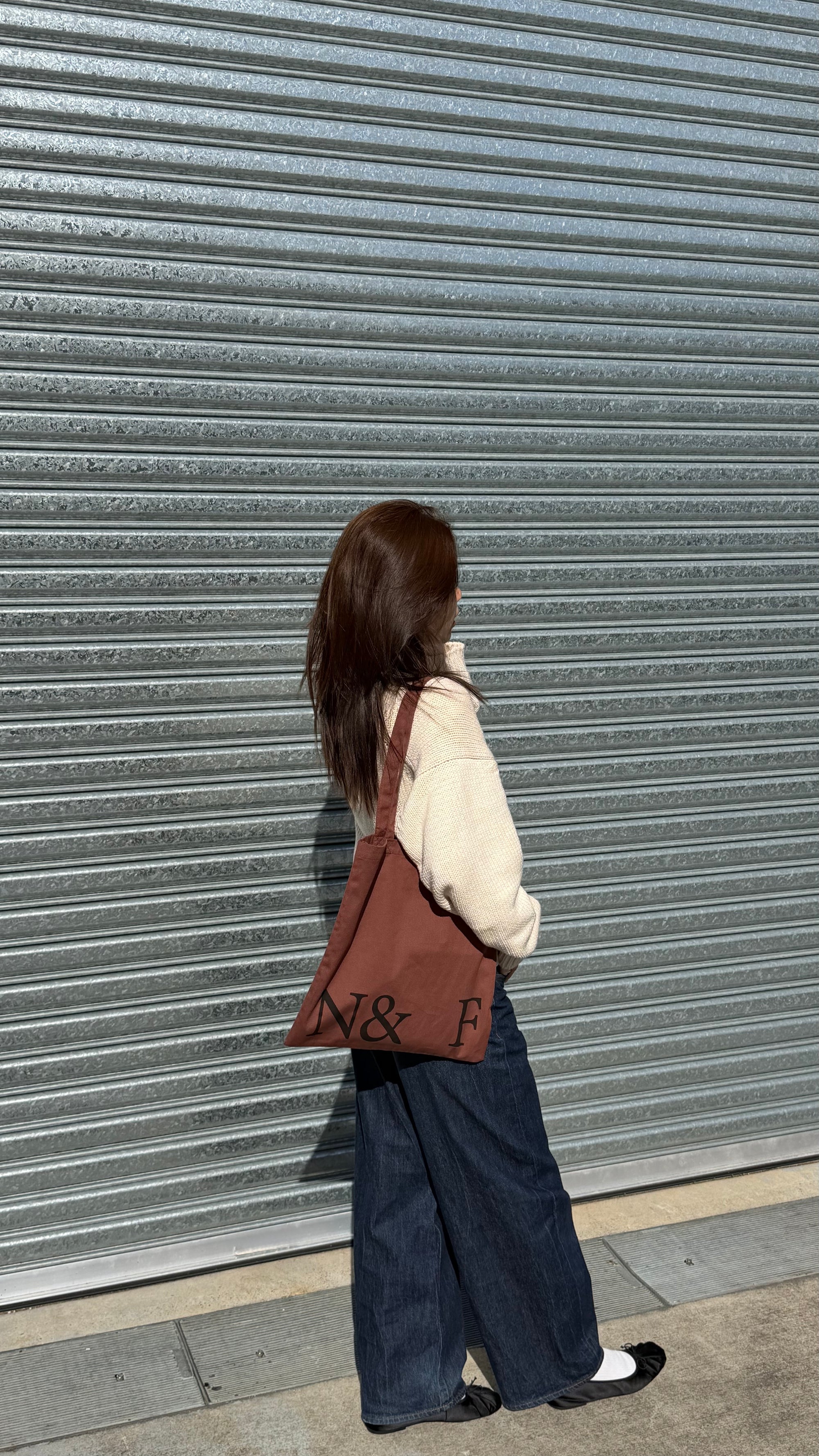 Near&Far Original Logo Bag Chocolate