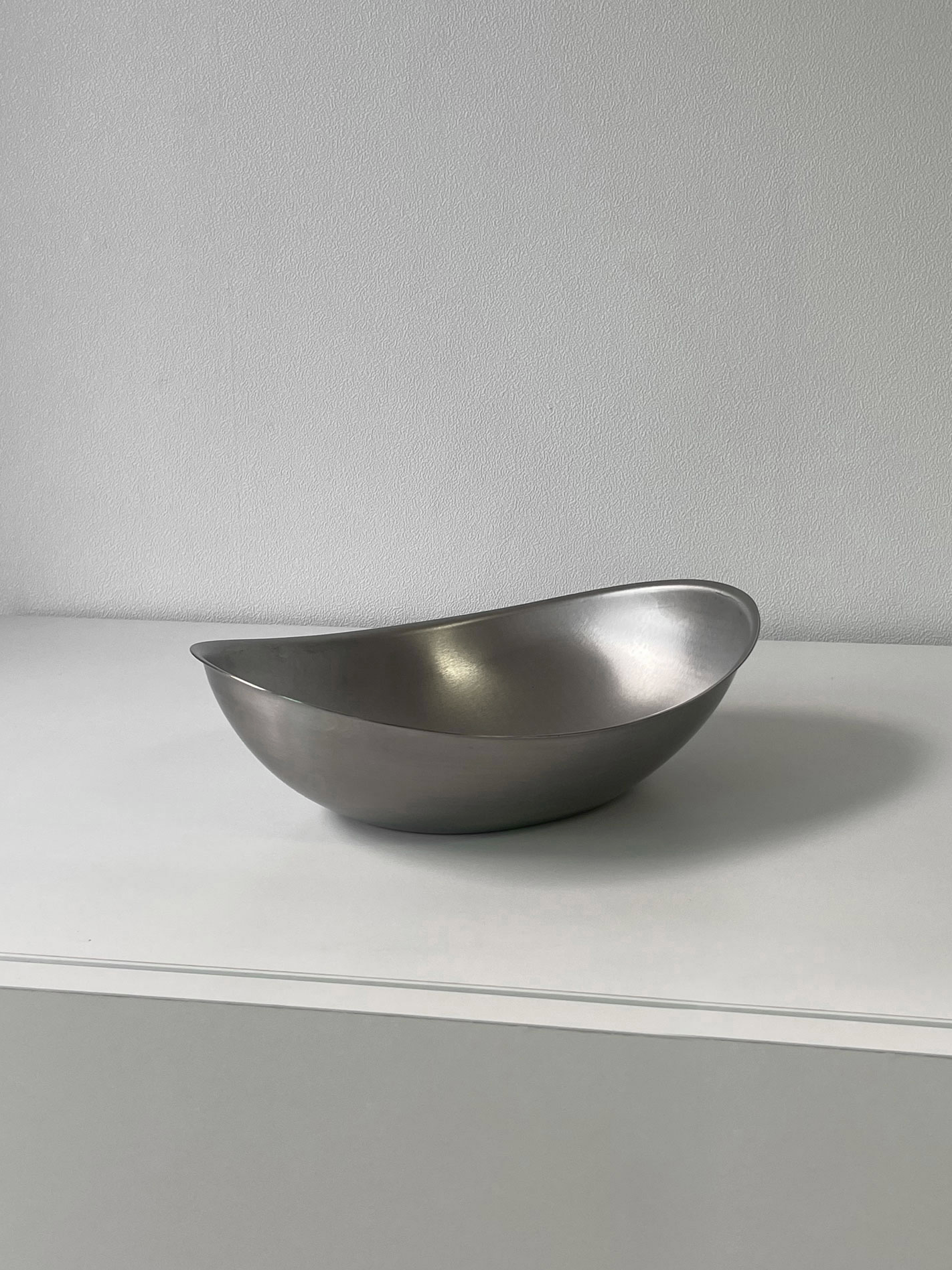 Curved Salad Bowl