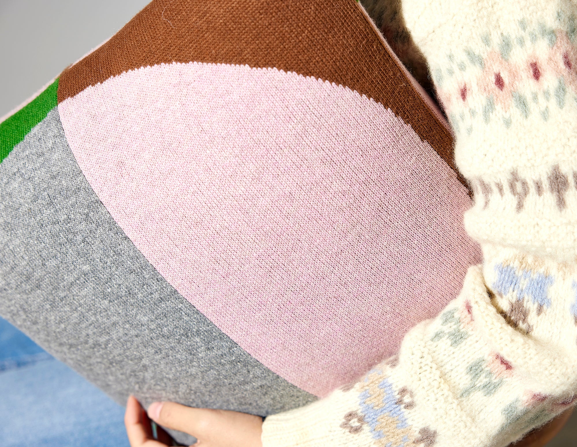 Naos Knit Cushion