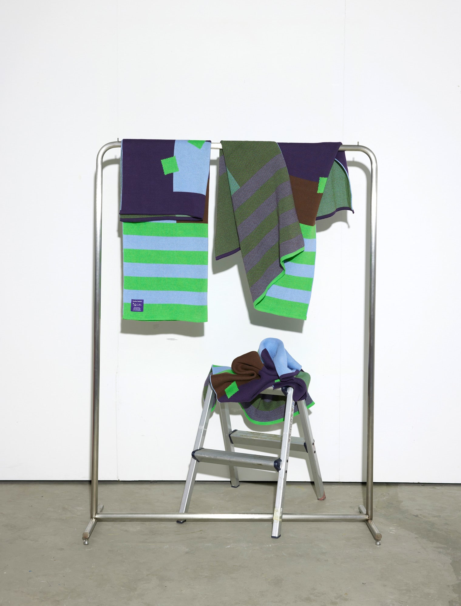 Neon Shine Cotton Blanket