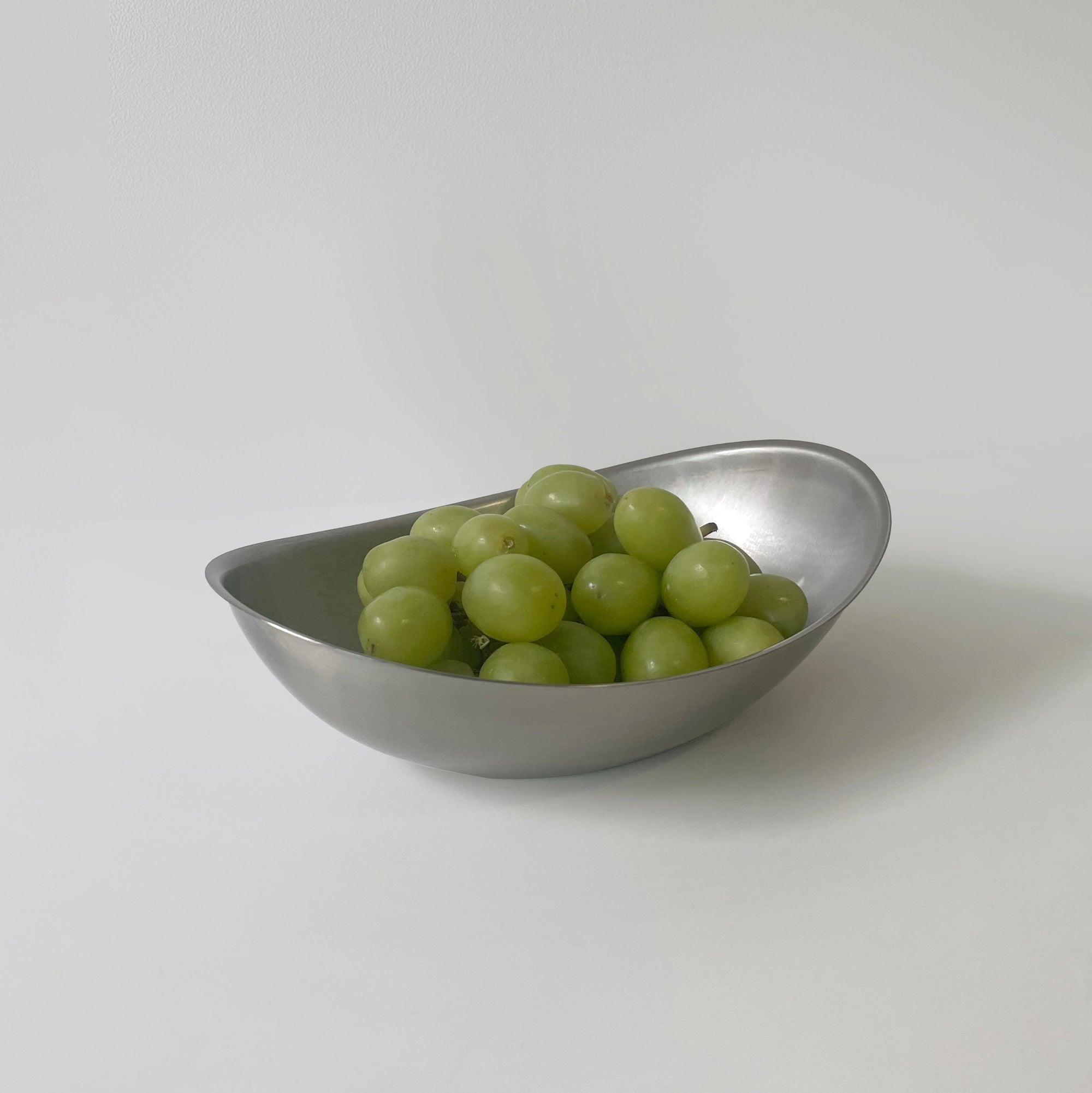 Curved Salad Bowl