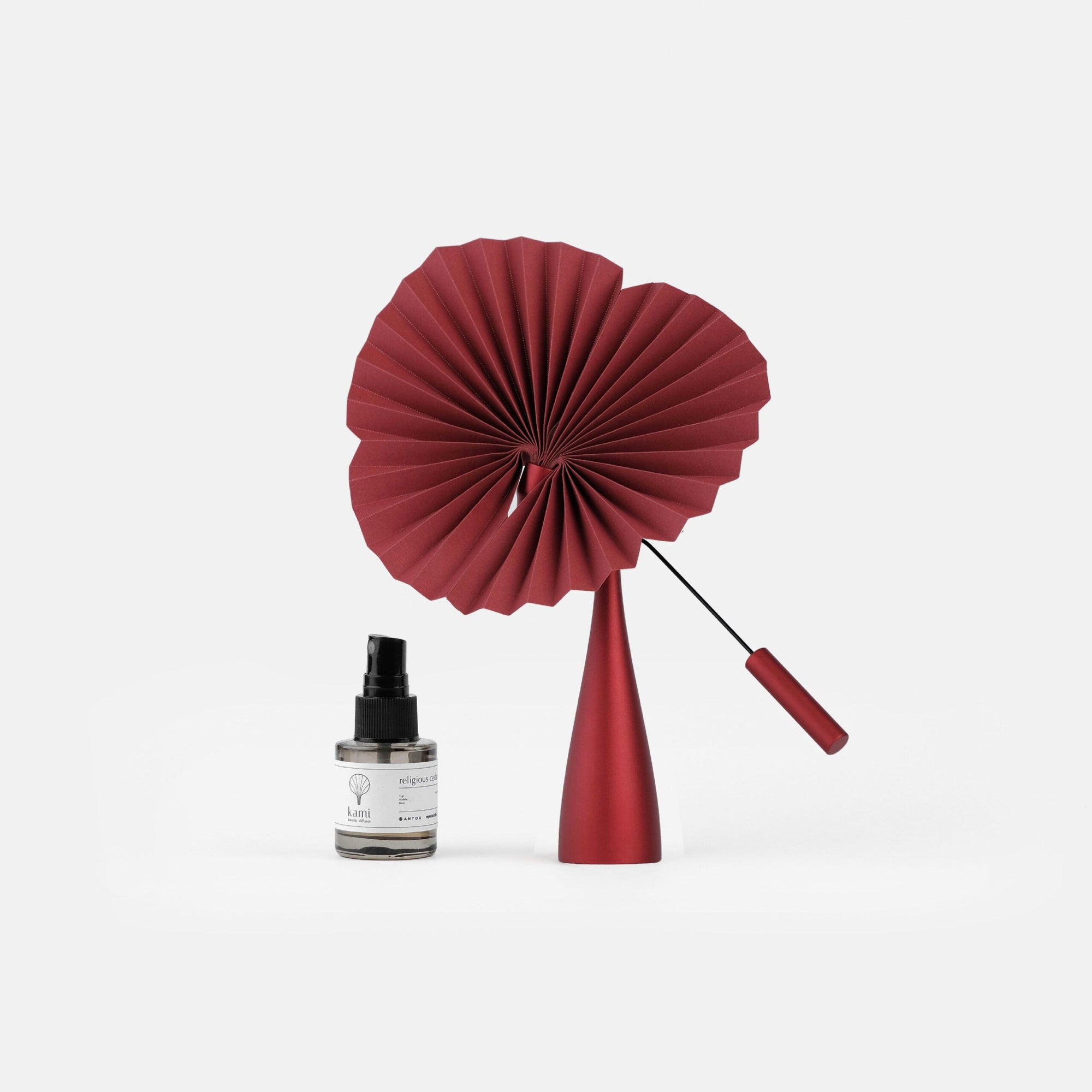 Classic Kami Kinetic Diffuser & Signature Scent Set