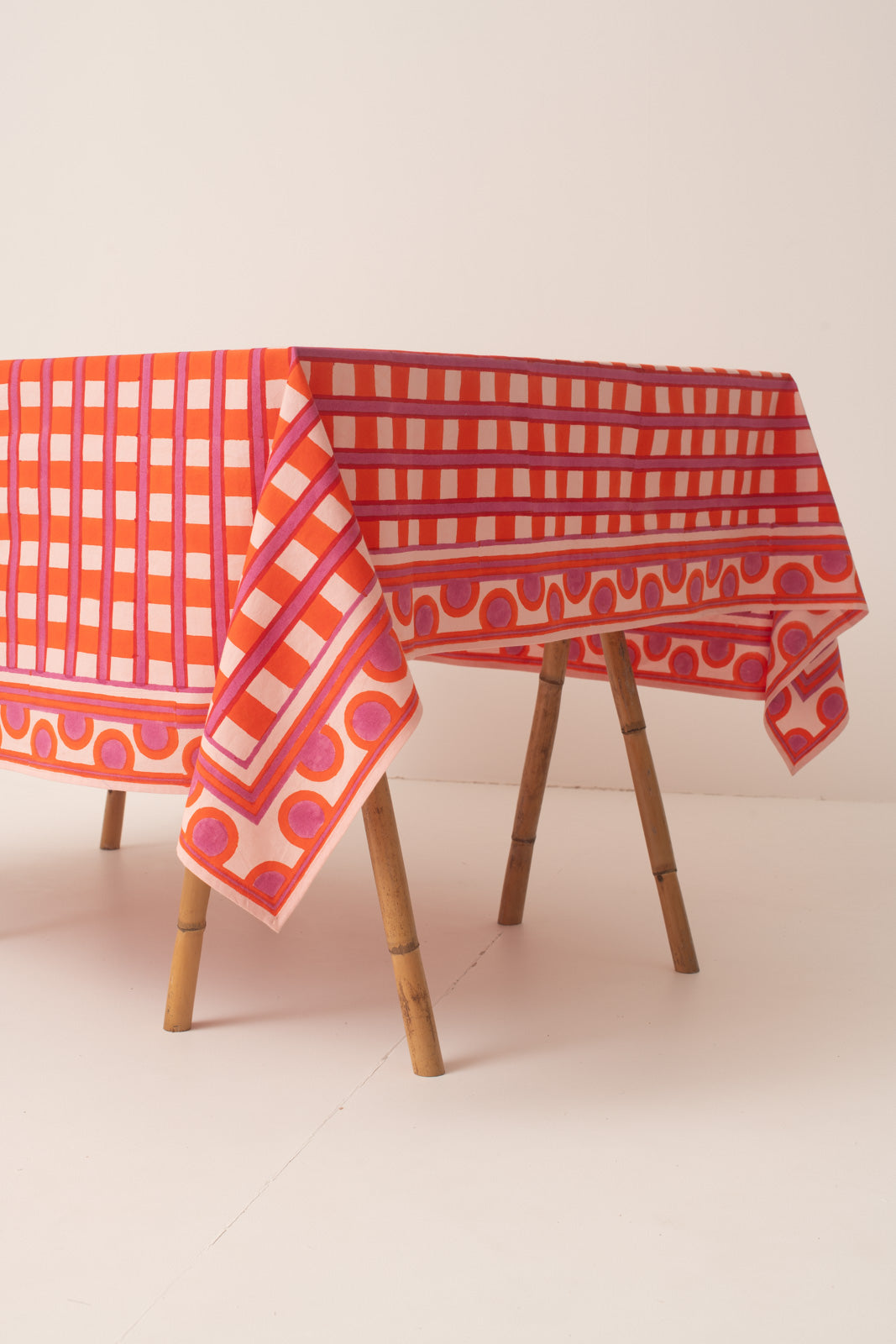 Lamoura L Tablecloth