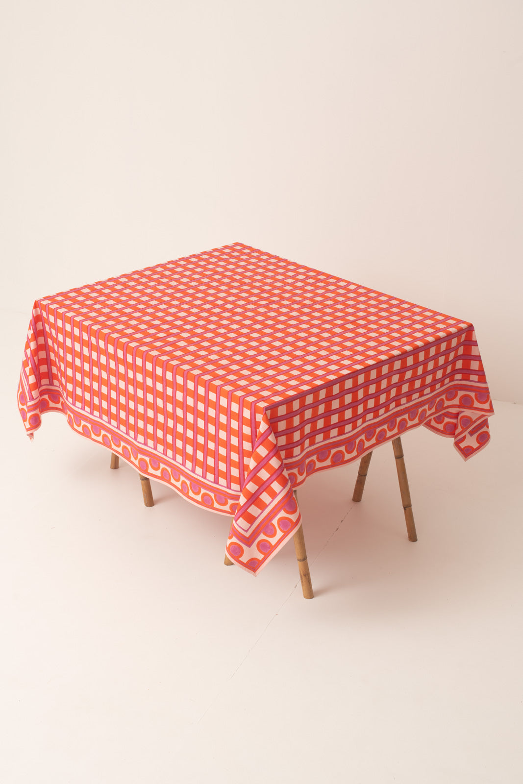 Lamoura L Tablecloth