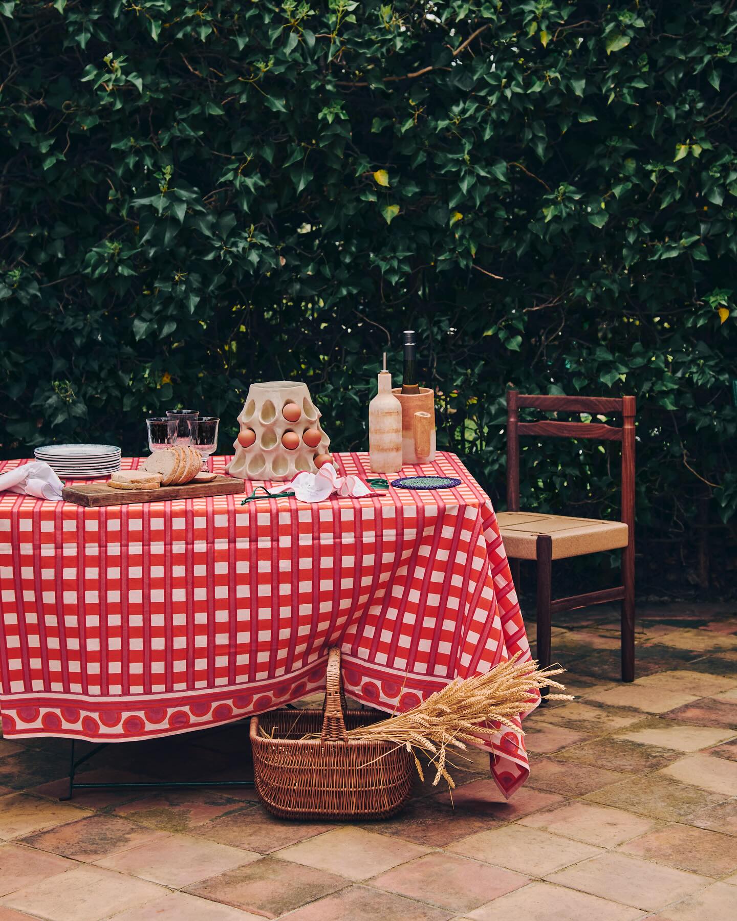 Lamoura L Tablecloth